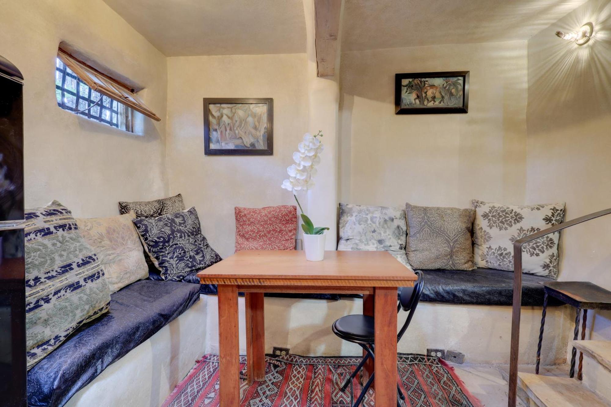 Adobe Studio 2 Blocks To Downtown Santa Fe Plaza! Bagian luar foto