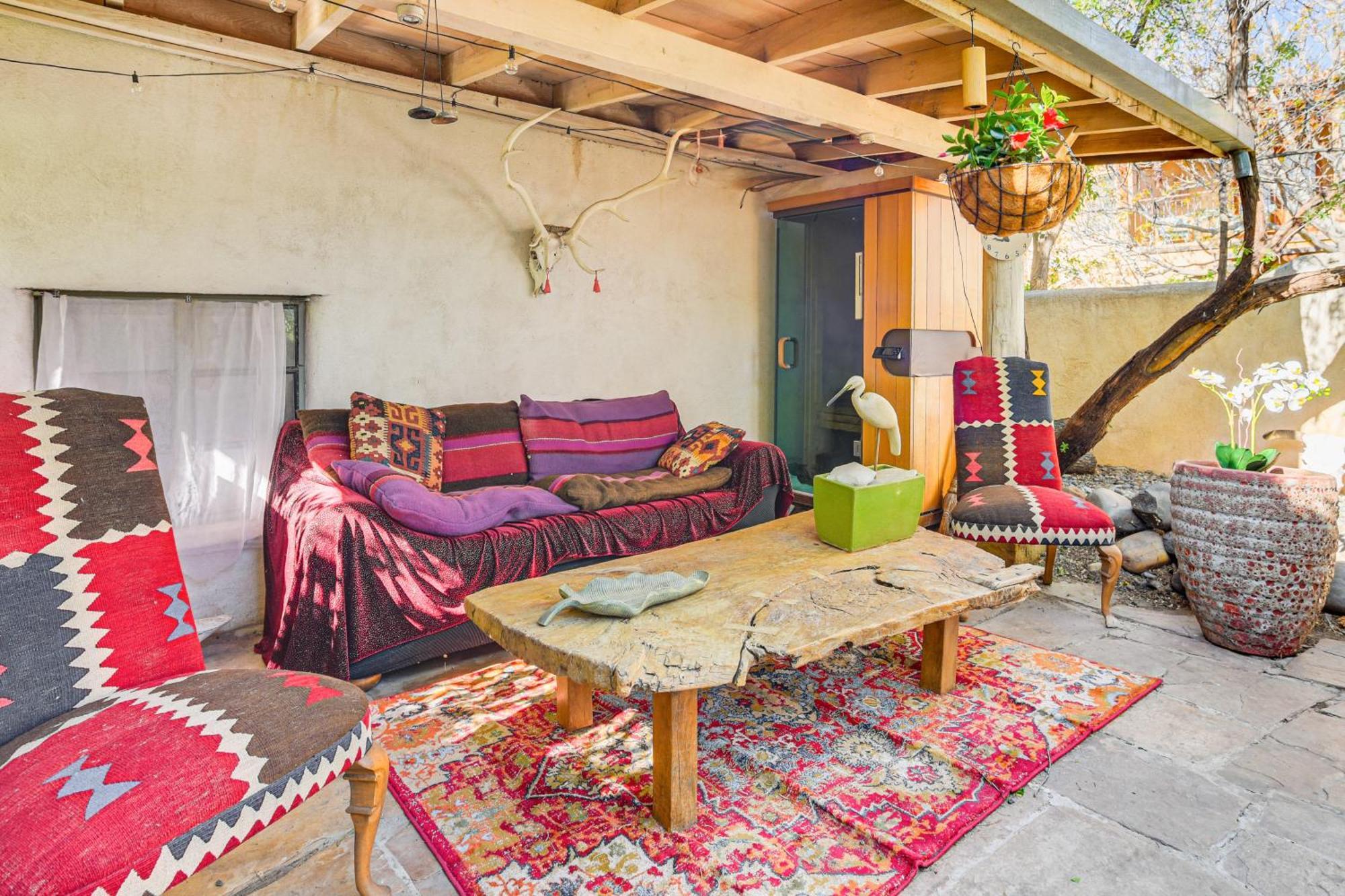 Adobe Studio 2 Blocks To Downtown Santa Fe Plaza! Bagian luar foto